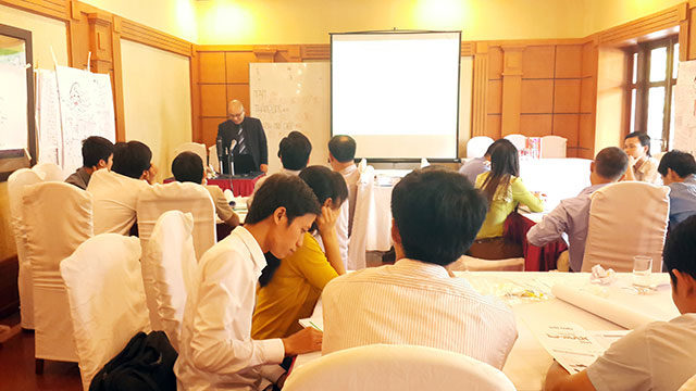 Kỹ năng bán hàng & chăm sóc Khách Hàng chuyên nghiệp - ISUZU (11 & 12.10.2014)